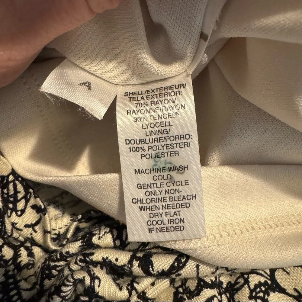 Loft Black and Cream Patterned Pencil Dress - Picture 7 of 10